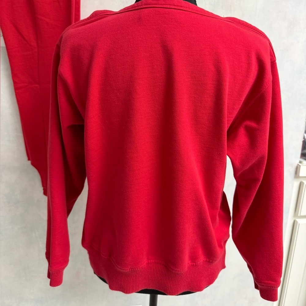 VTG Liz Red Sweatshirt and Pants Set - Picture 3 of 16